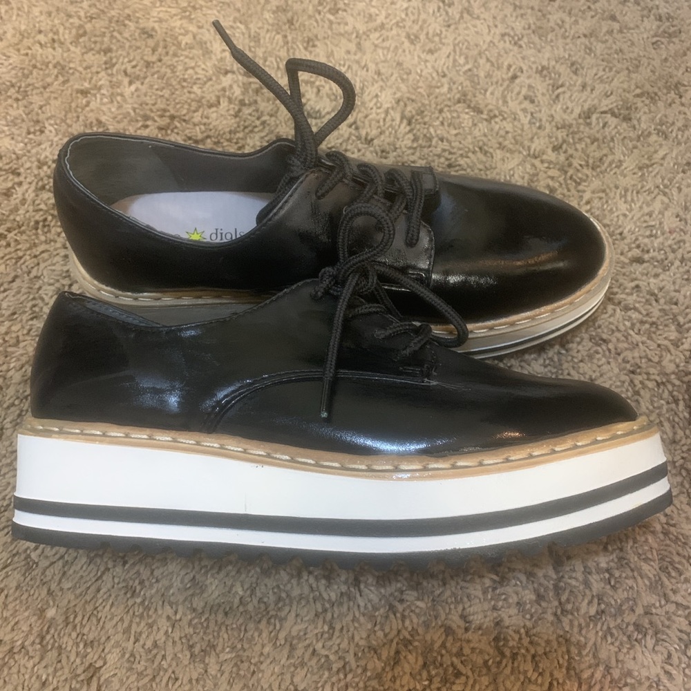 Platform shoes